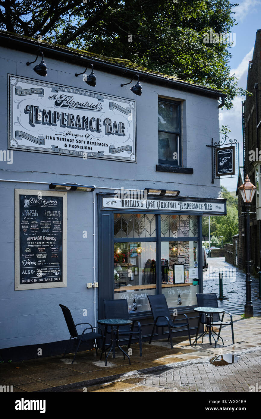 Rawtenstall, Lancashire / UK - Settembre 1st 2019: Il bar Temperance del Sig. Fitzpatrick, l'ultimo bar di temperanza originale della Gran Bretagna, a Rawtenstall Foto Stock