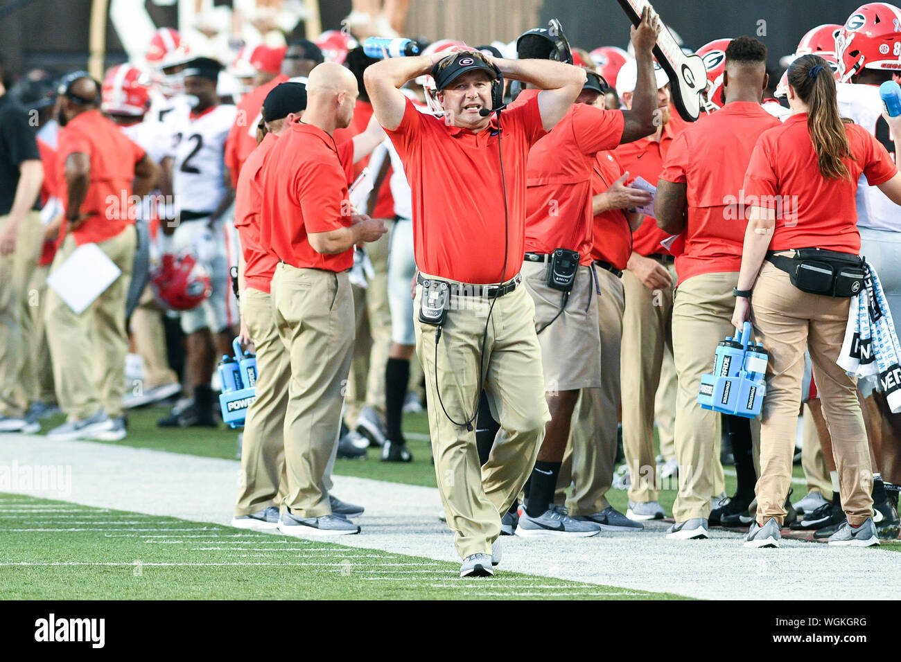 Agosto 31, 2019: Georgia capo allenatore Kirby Smart sconvolto durante il gioco tra la Georgia Bulldogs e il Vanderbilt Commodores presso lo stadio di Vanderbilt di Nashville. TN. Thomas McEwen/CSM Foto Stock