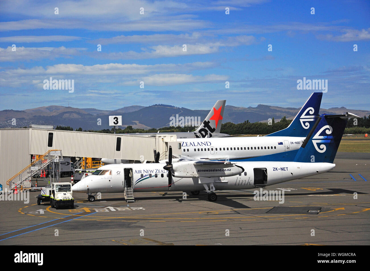 Air NZ aeromobili su asfalto, terminale domestico, aeroporto di Christchurch, Christchurch, regione di Canterbury, Isola del Sud, Nuova Zelanda Foto Stock