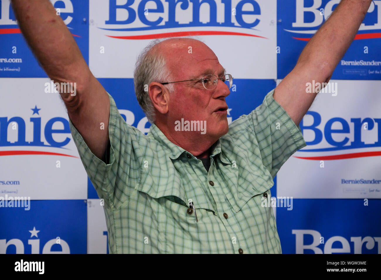 Raymond, Stati Uniti. 01 Sep, 2019. Famoso gelatiere, Ben Cohen a Bernie Sander's ice cream social in Raymond, New Hampshire. Credito: SOPA Immagini limitata/Alamy Live News Foto Stock