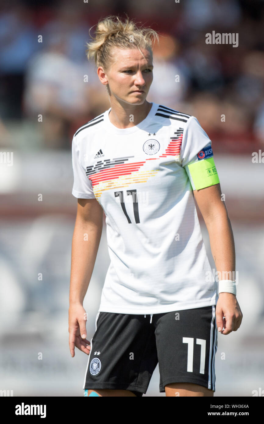 Kassel, Deutschland. 31 Agosto, 2019. Alexandra POPP (D), mezza figura, mezza figura, verticale, Soccer Laenderspiel, donne, Euro Qualifica, Germania (GER) - Montenegro (MNE) 10: 0, su 31.08.2019 a Kassel/Germania. € | Utilizzo di credito in tutto il mondo: dpa/Alamy Live News Foto Stock