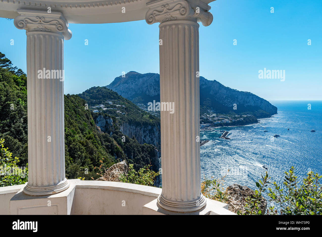 Vista dell'isola di capri da Villa Lysis, Capri, Italia Foto Stock