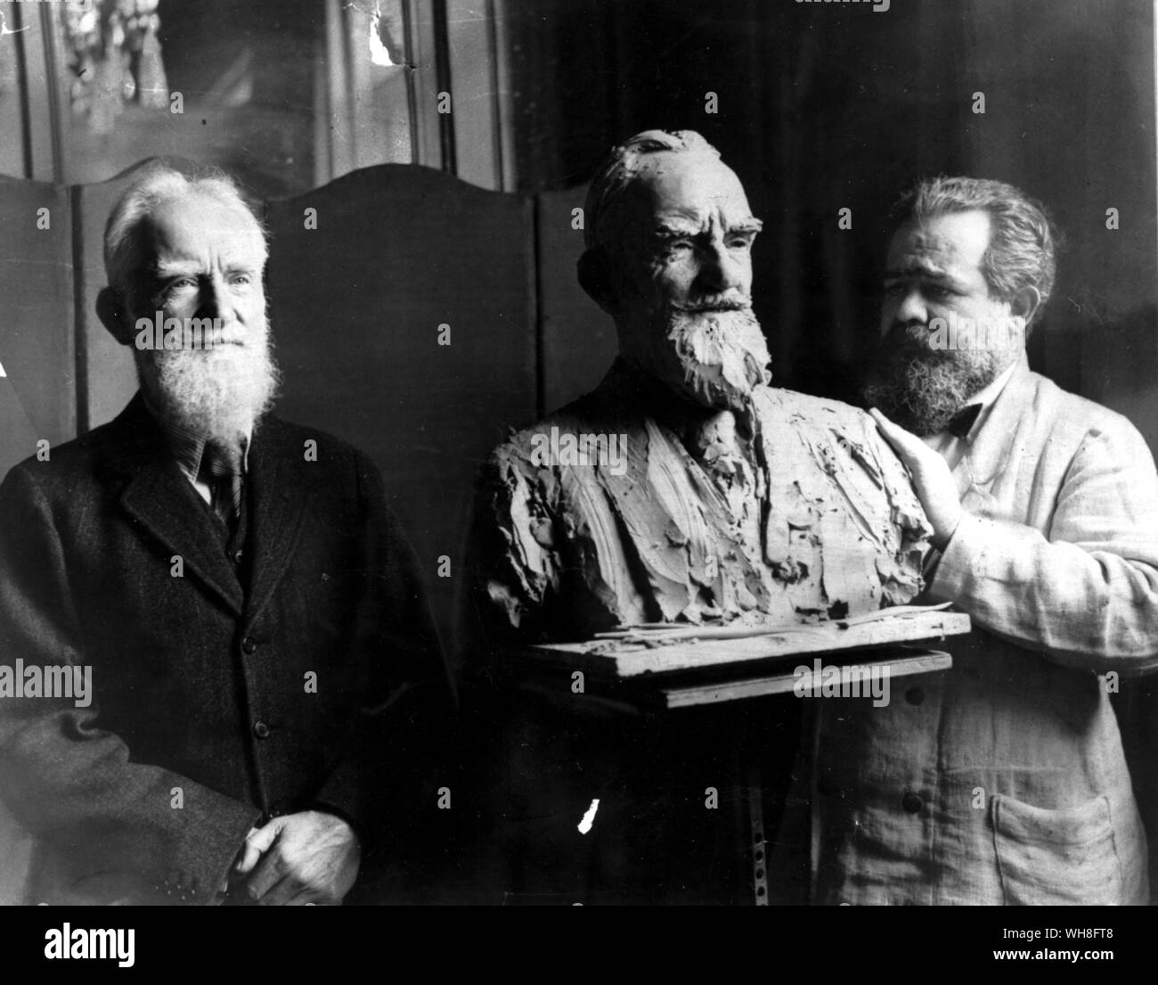 George Bernard Shaw (1856-1950) modellato da Paolo Troubetskoy (1866-1938). Shaw è stato un drammaturgo irlandese e vincitore del Premio Nobel per la letteratura nel 1925. Il genio di Shaw pagina 60. Foto Stock