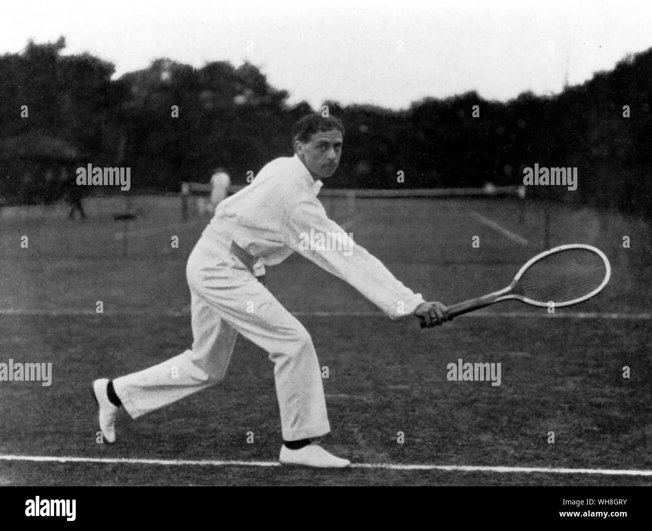 Laurie Doherty, Wimbledon champion 1902-6. L'Enciclopedia del Tennis pagina 125. Foto Stock