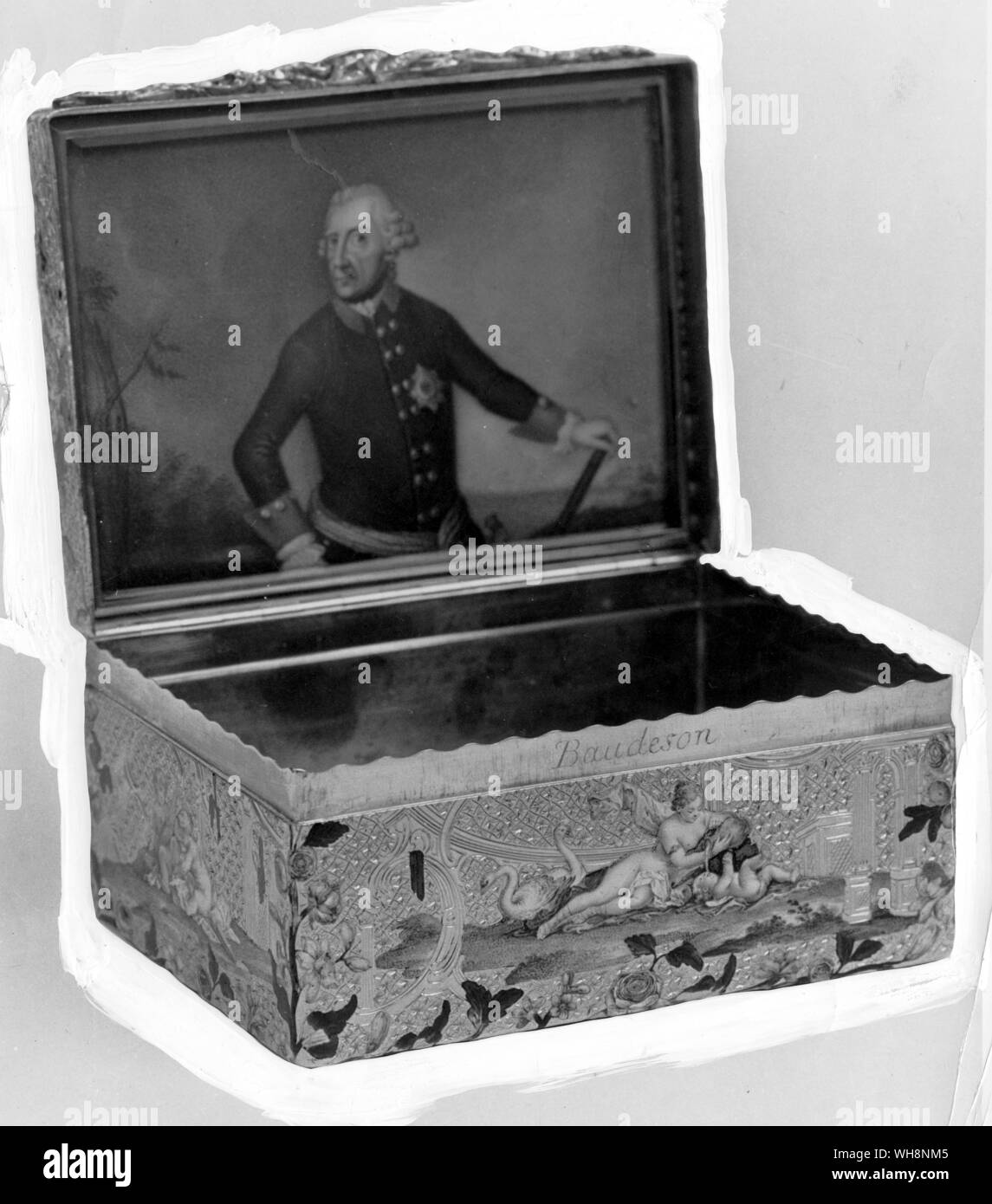 Il tabacco da fiuto oro-box da Daniel Baudesson di Berlino. La miniatura all'interno del coperchio è di Federico. Foto Stock