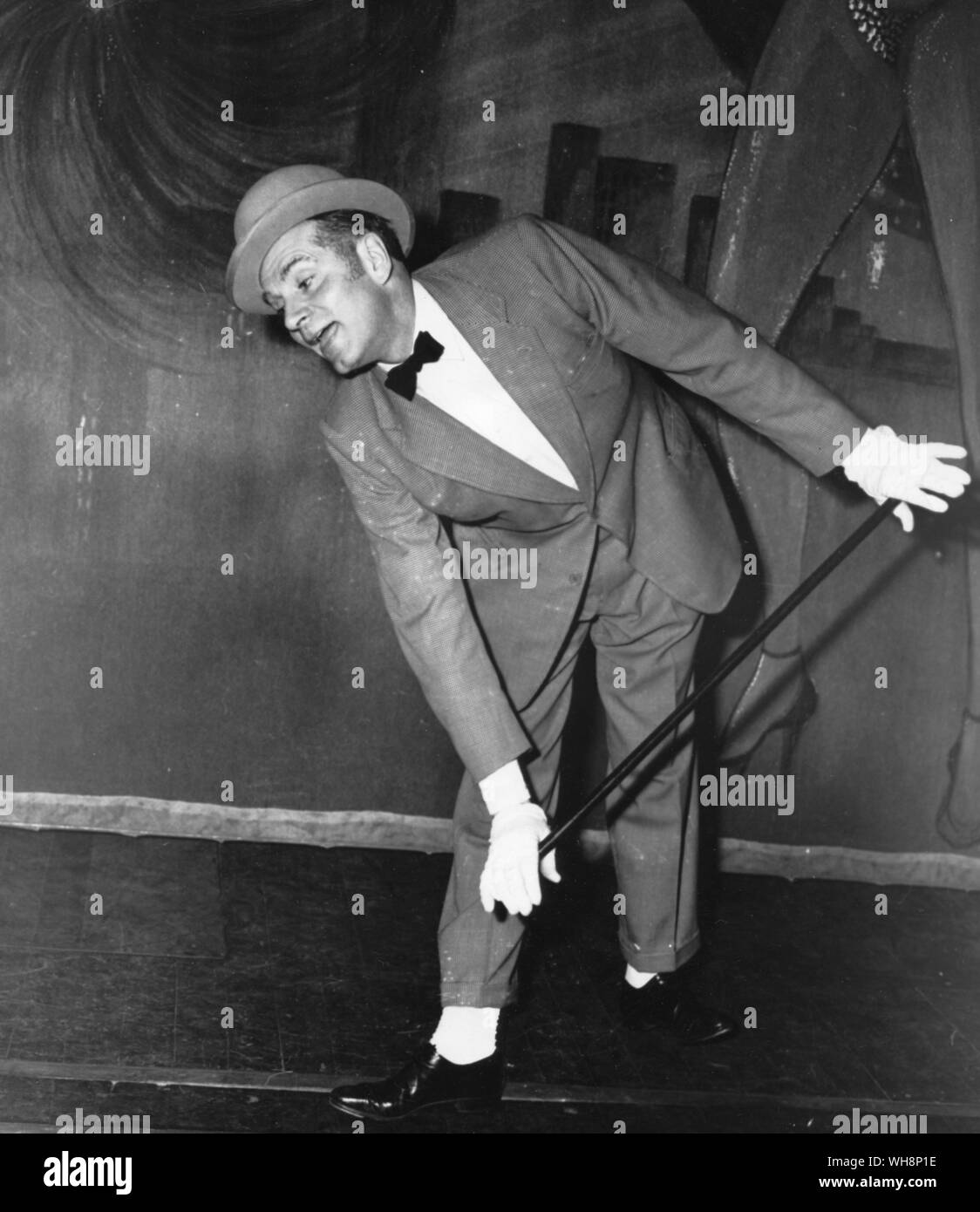 Laurence Olivier (1907-1989)come Archie del riso in John Osborne's The Entertainer 1957 Foto Stock