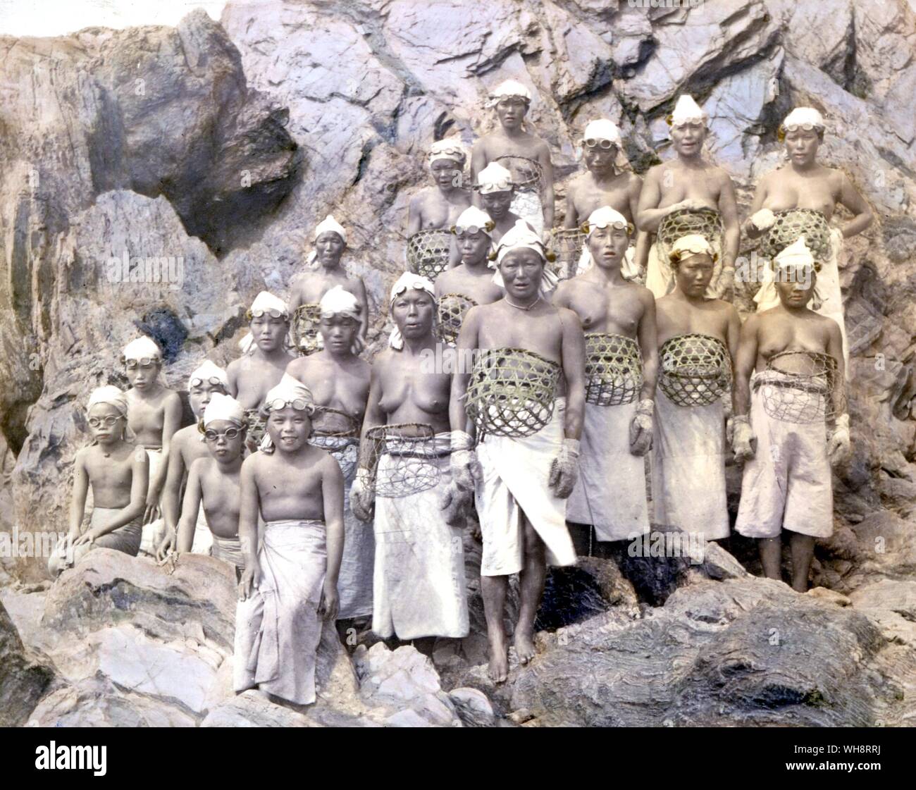 Le donne che dive per perle. 1904. Foto Stock