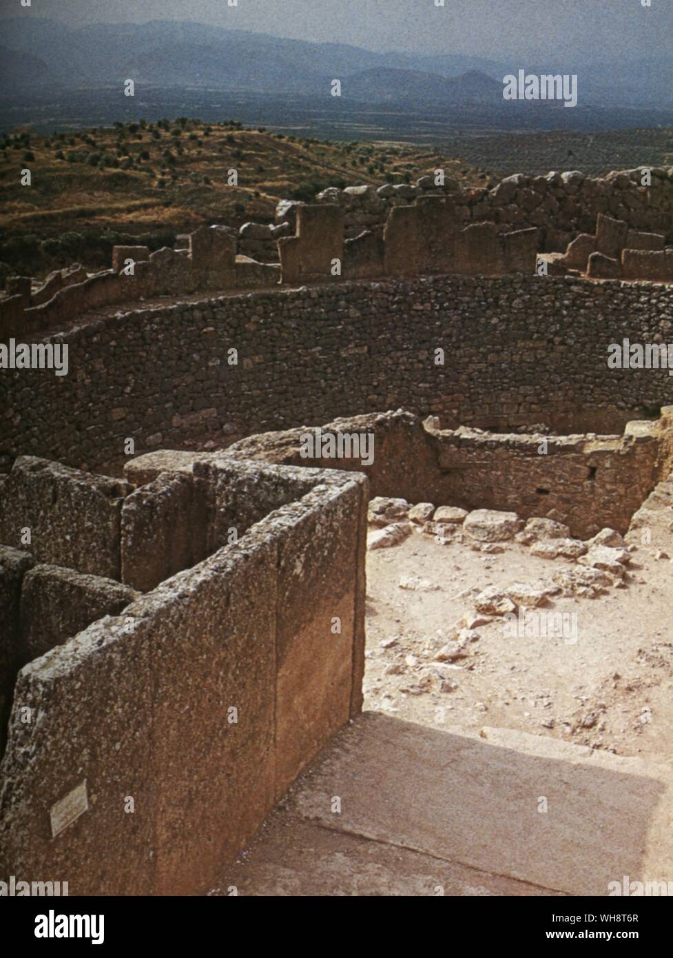 La Tomba cerchio a Micene. Nel 1876 Heinrich Schliemann scoperte le tombe Sharft entro questo cimitero Foto Stock