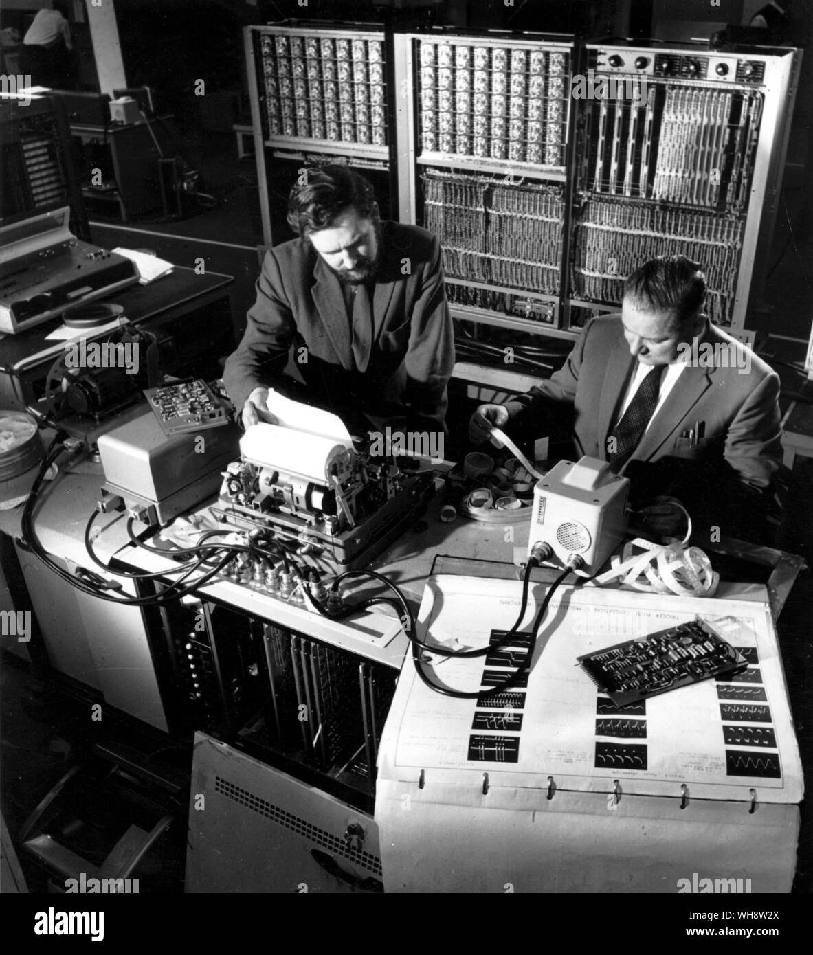 La messa in funzione di un Elliott 803 computer per scopi generali. Più di queste macchine sono state vendute rispetto a qualsiasi altro britannico fanno del computer Foto Stock