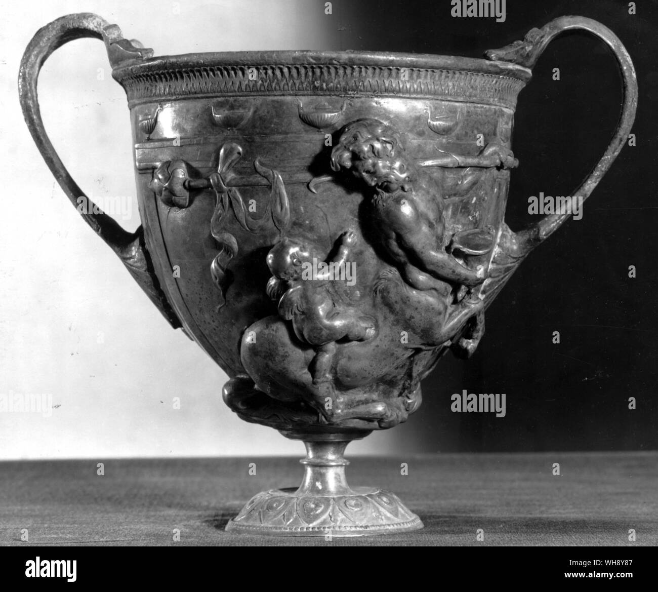 Argento bicchiere da Pompei.. Foto Stock