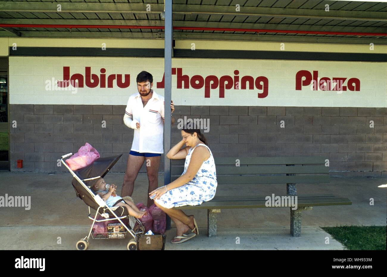 Miniere di uranio e la moglie e il bambino resto in Jabiru Aeroporto township di data mining Foto Stock