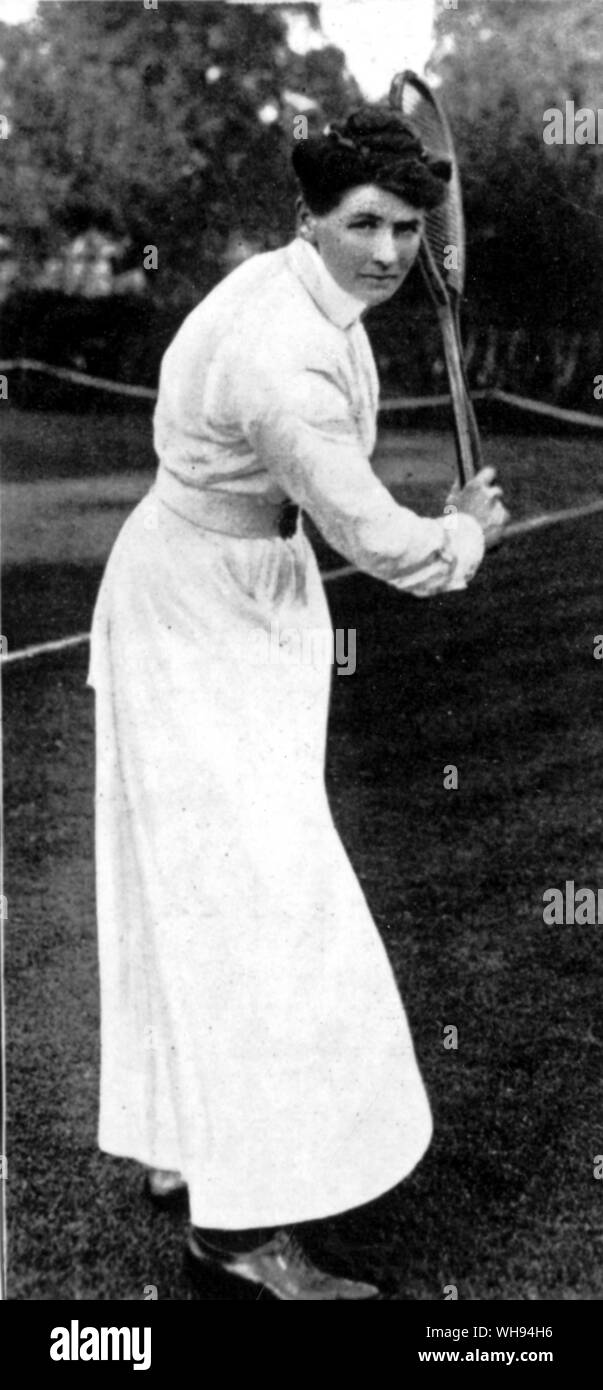 Charlotte Cooper (Gran Bretagna) prima donna a vincere il titolo olimpico di Parigi 1900 Foto Stock