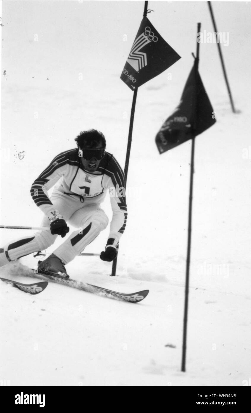 1980 Olimpiadi invernali - Lake Placid, STATI UNITI D'AMERICA. Phil Mahre (Stati Uniti) recuperato da un grave incidente sullo stesso corso nel 1979 per prendere la medaglia d'argento nella mens di slalom speciale sci alpino evento.. 22 Febbraio 1980 Foto Stock