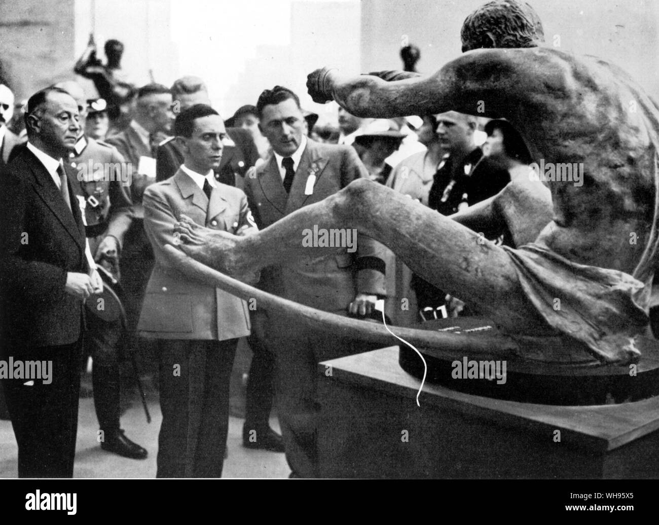 Goebbels alla mostra d'arte presso i Giochi Olimpici di Berlino 1936 Foto Stock