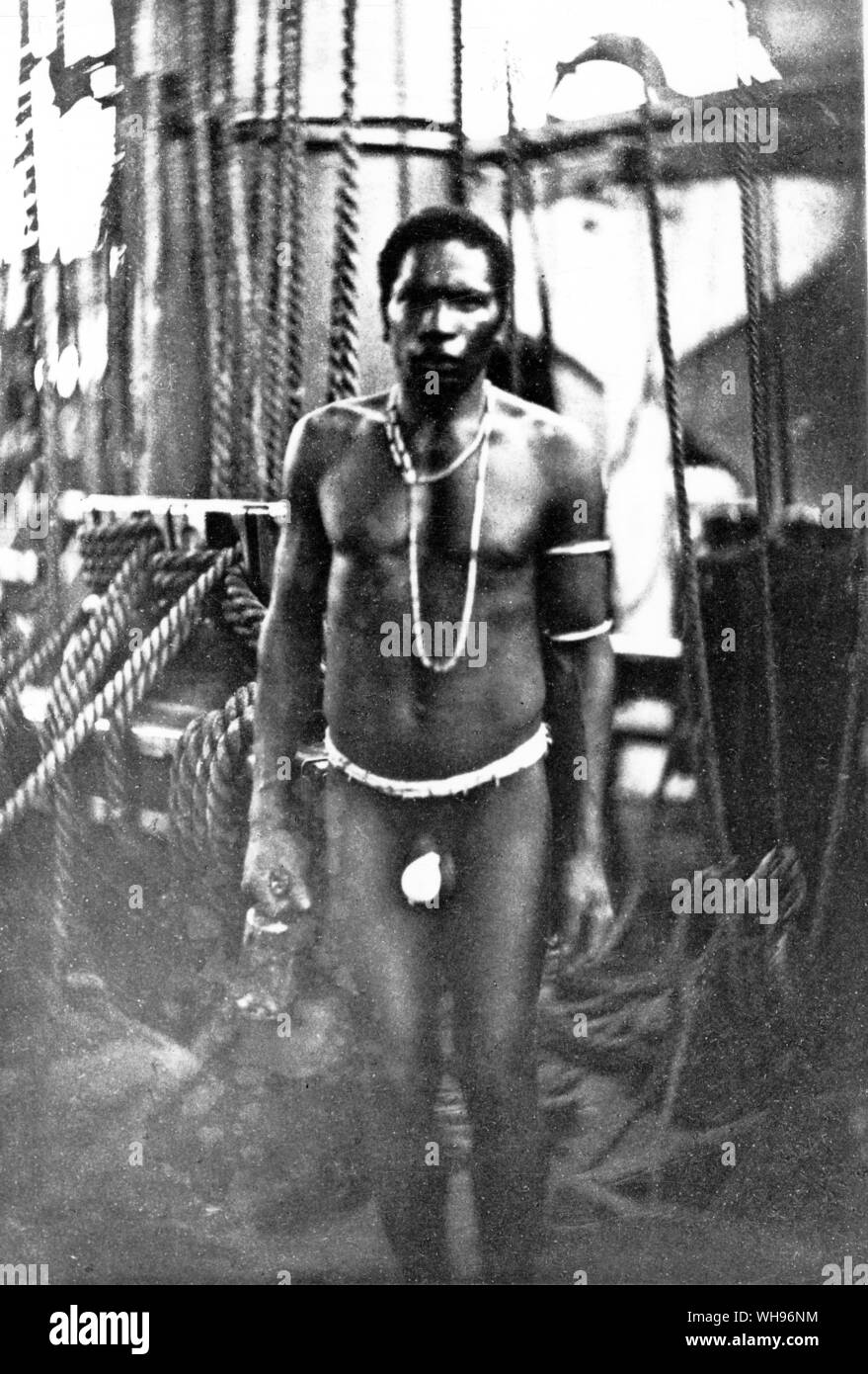 Nuova Guinea: fotografia di un nativo dalla HMS spedizione Challenger, fine del XIX secolo. Foto Stock