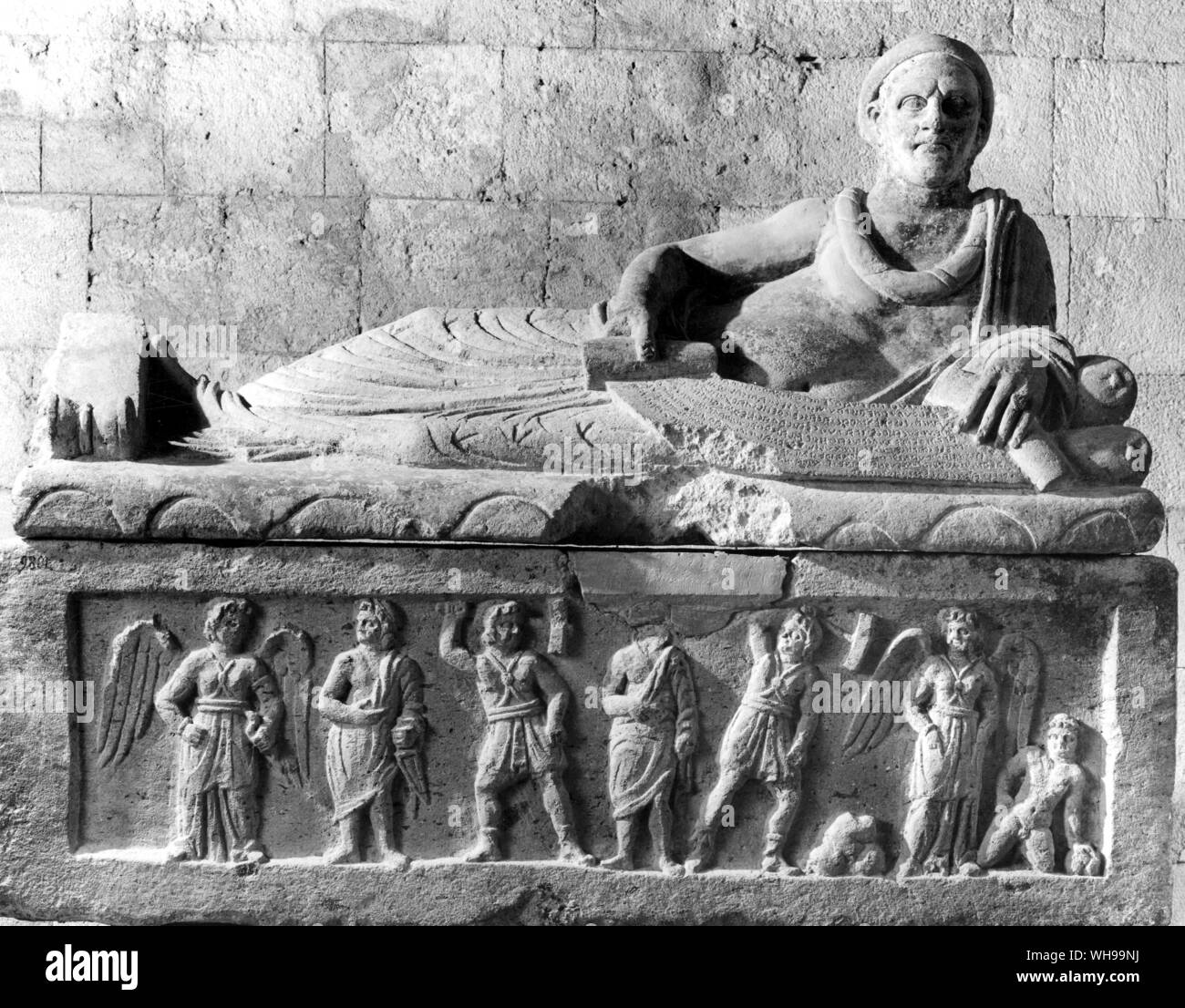 Il sarcofago di Lars Pulenas che reca una delle più lunghe iscrizioni mai trovata nella lingua etrusca Foto Stock