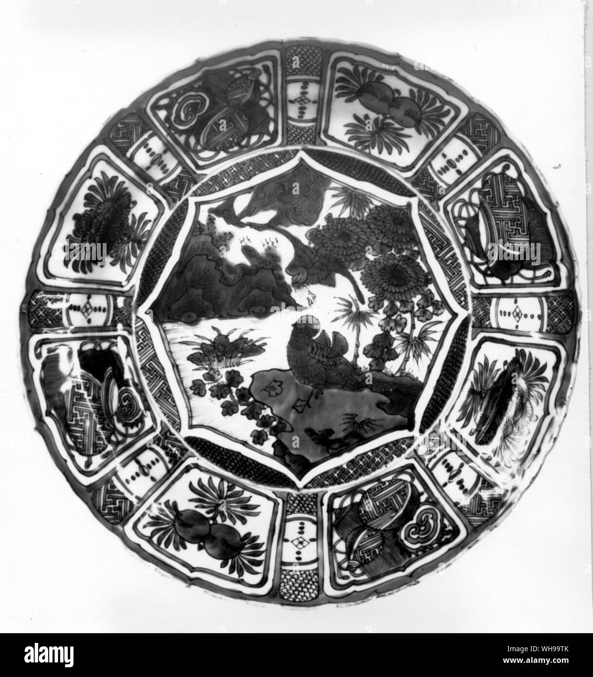 Kraak cinese porselein piatto del tardo XVI secolo, molto imitato in Europa Foto Stock