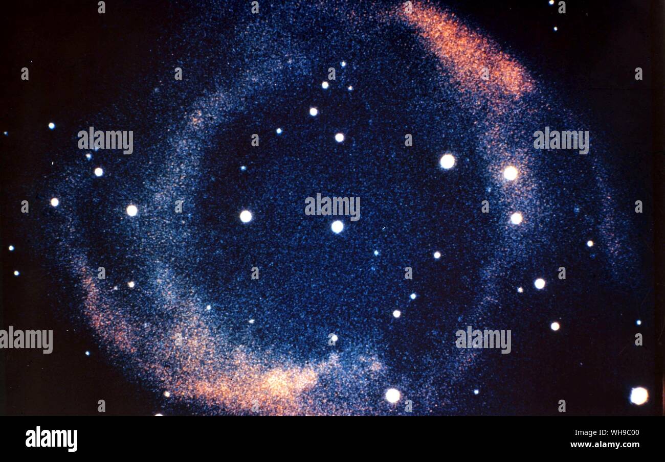 Spazio/stelle. La nebulosa ad anello. Foto Stock