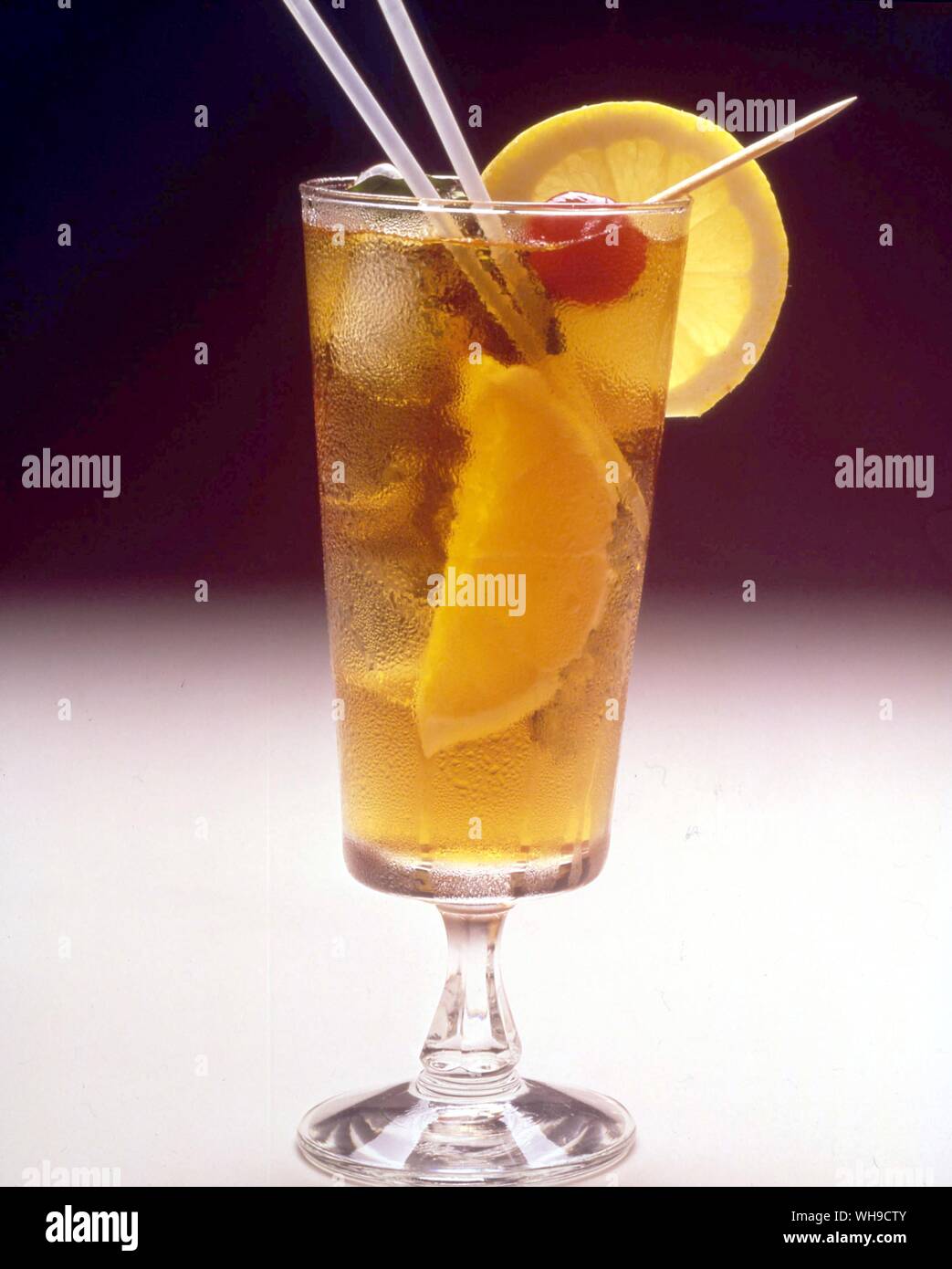 Glasss di una bevanda rinfrescante Foto Stock