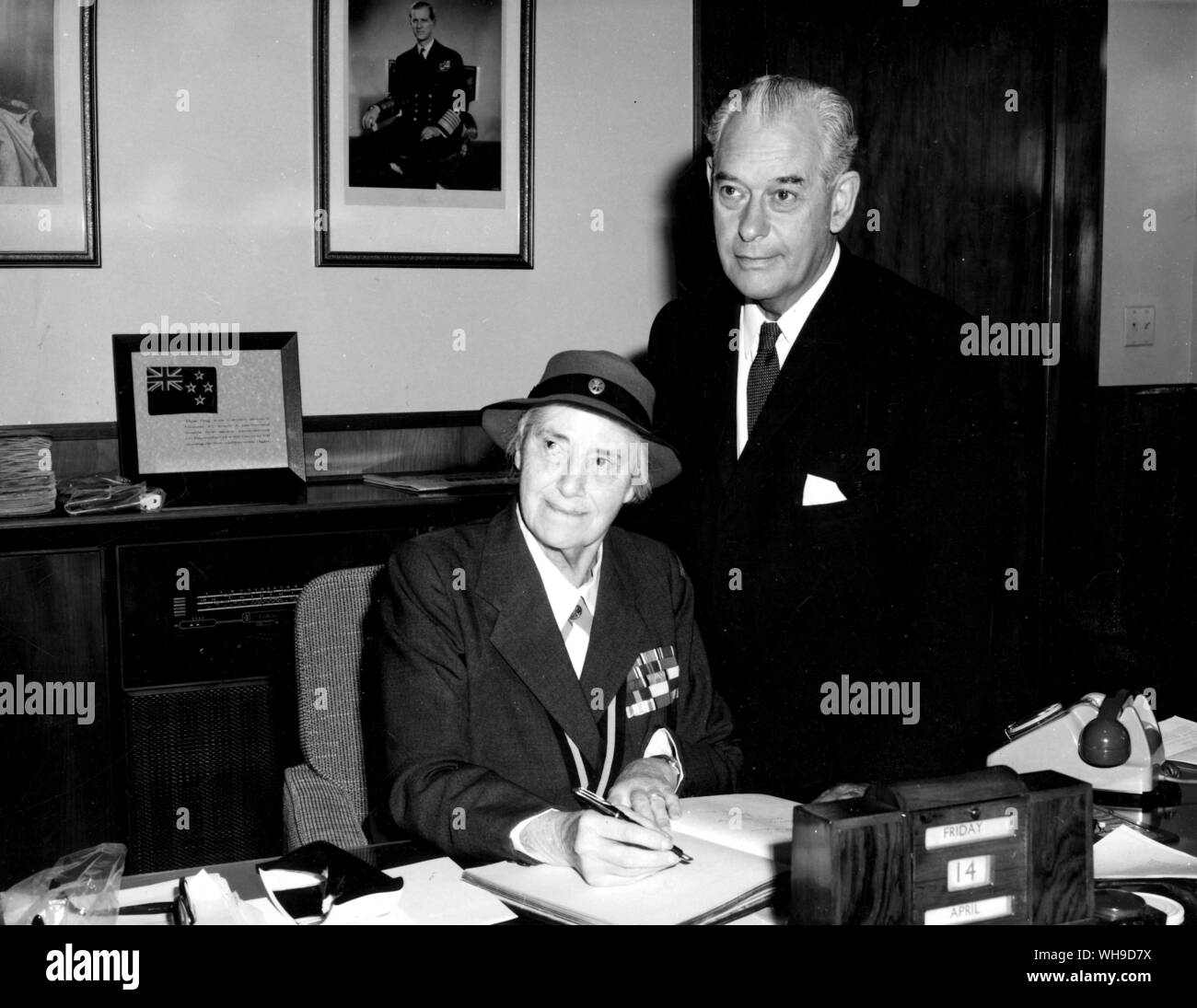 Lady Olave St Clair Baden-Powell (1889-1977), moglie di Sir Robert Baden Powell. Lei è stato il primo e unico mondo capo guida, 1918-1977. Si sposò con Sir Robert nel 1912. Foto Stock