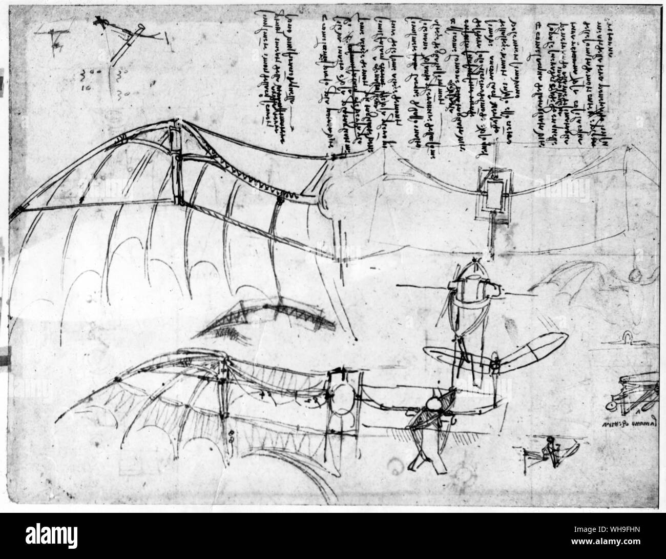 Leonardo da Vinci (1452-1519), pittore italiano, scultore, architetto, ingegnere e scienziato. Design per un semi-fix-wing aliante con il pilota sospeso in una sella. Dettaglio dal Codex Atlanticus. Foto Stock