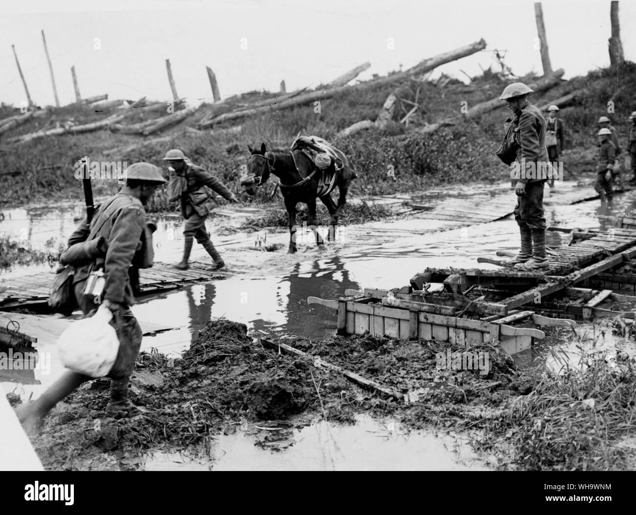 WW1/ Pilctzem Ridge. Attraversamento Yser Canal a Boesinghi. Il 31 luglio 1917.. . Battaglia di Pilckem Ridge, Ypres Foto Stock