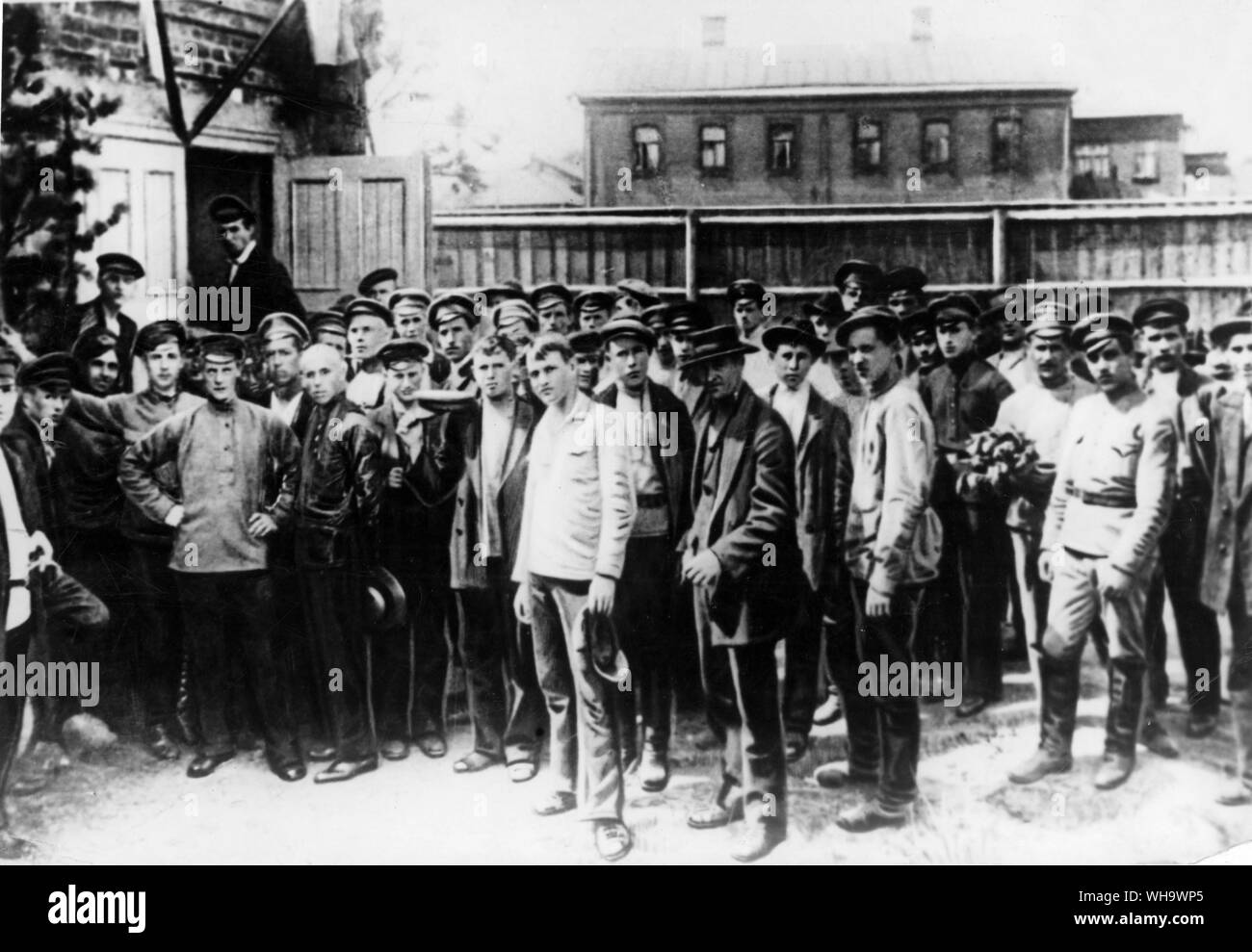 WW1/ truppe in Europa orientale la preparazione per la guerra (?) (didascalia in greco). Foto Stock