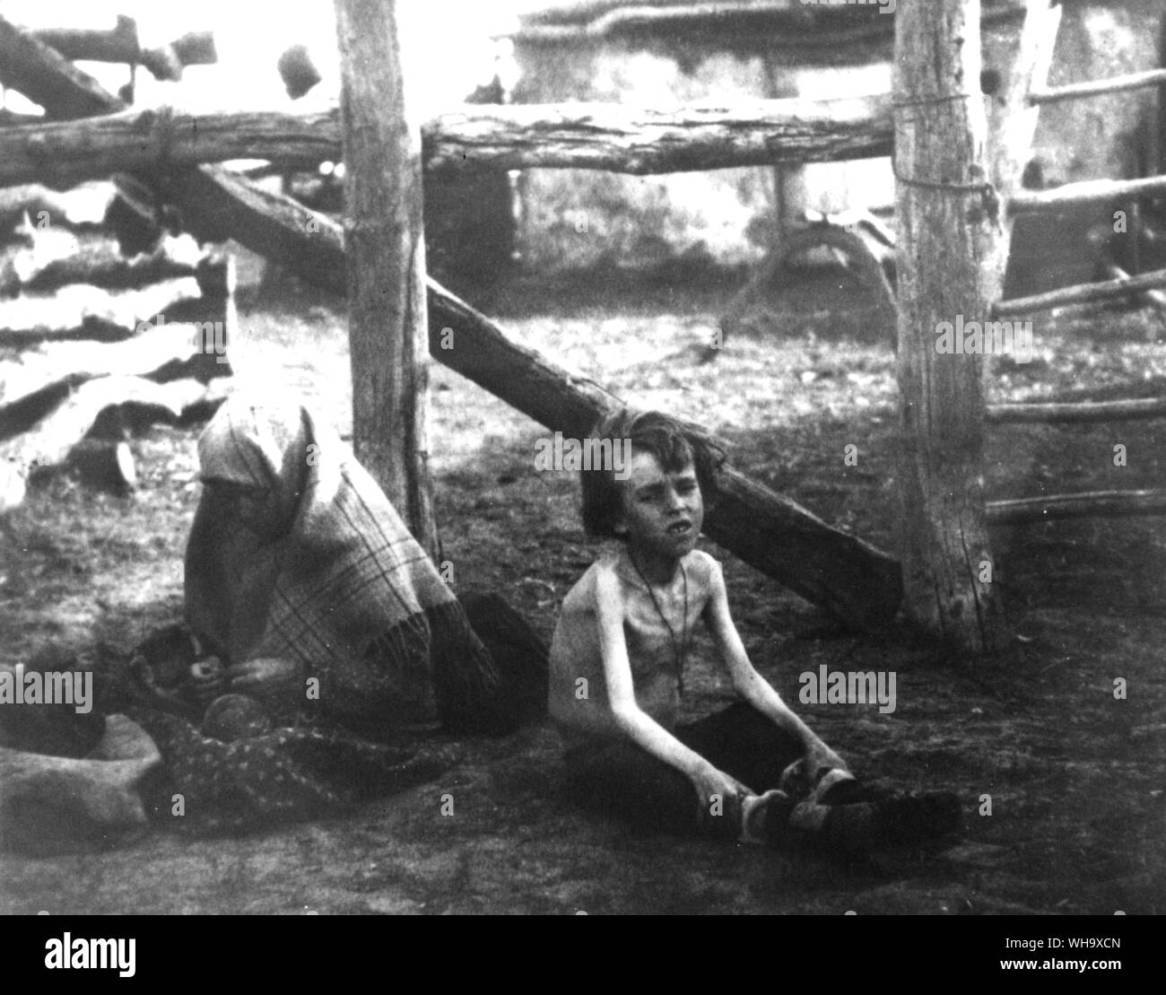 WW1: i contadini soffrire durante la guerra in conflitto. Foto Stock