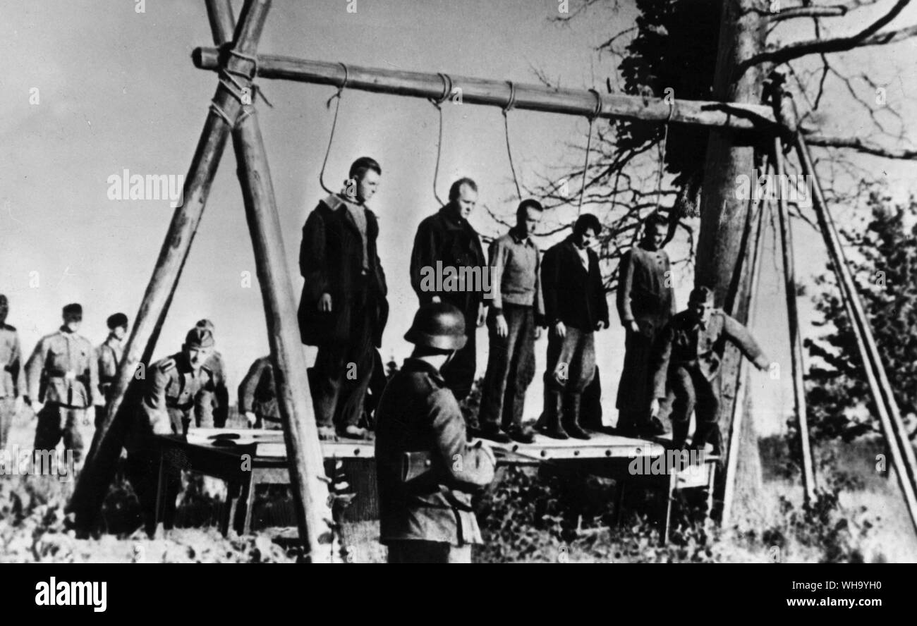 WW2: Russia/ Esecuzione di partigiani sovietica da fascista le forze di occupazione. Foto Stock