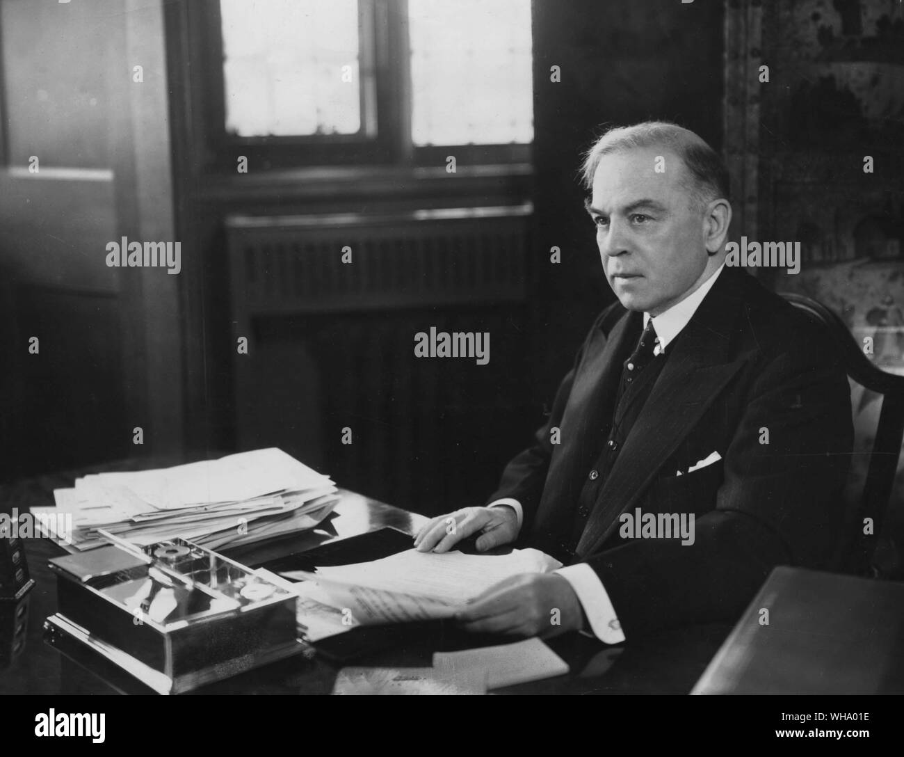 Il primo ministro, Mackenzie King, di anni 67, nella sua biblioteca a Laurier House 1942. Foto Stock