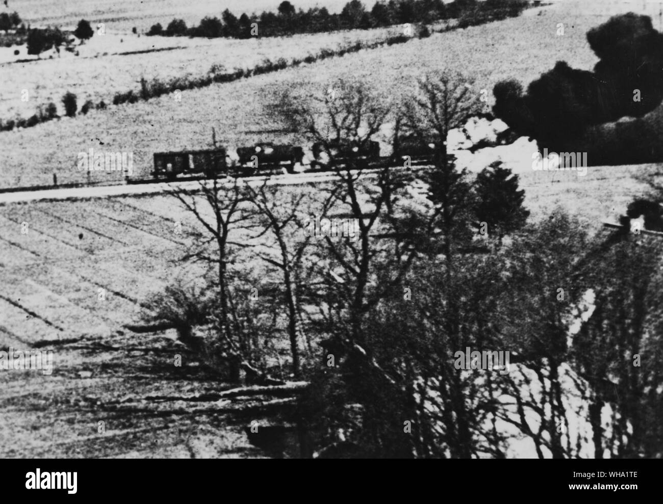 WW2: a basso livello Mustang attentato vicino a Brandeburgo (8° Fighter Command P51 Mustang in 1944 (foto di combattere la pistola della telecamera). Foto Stock