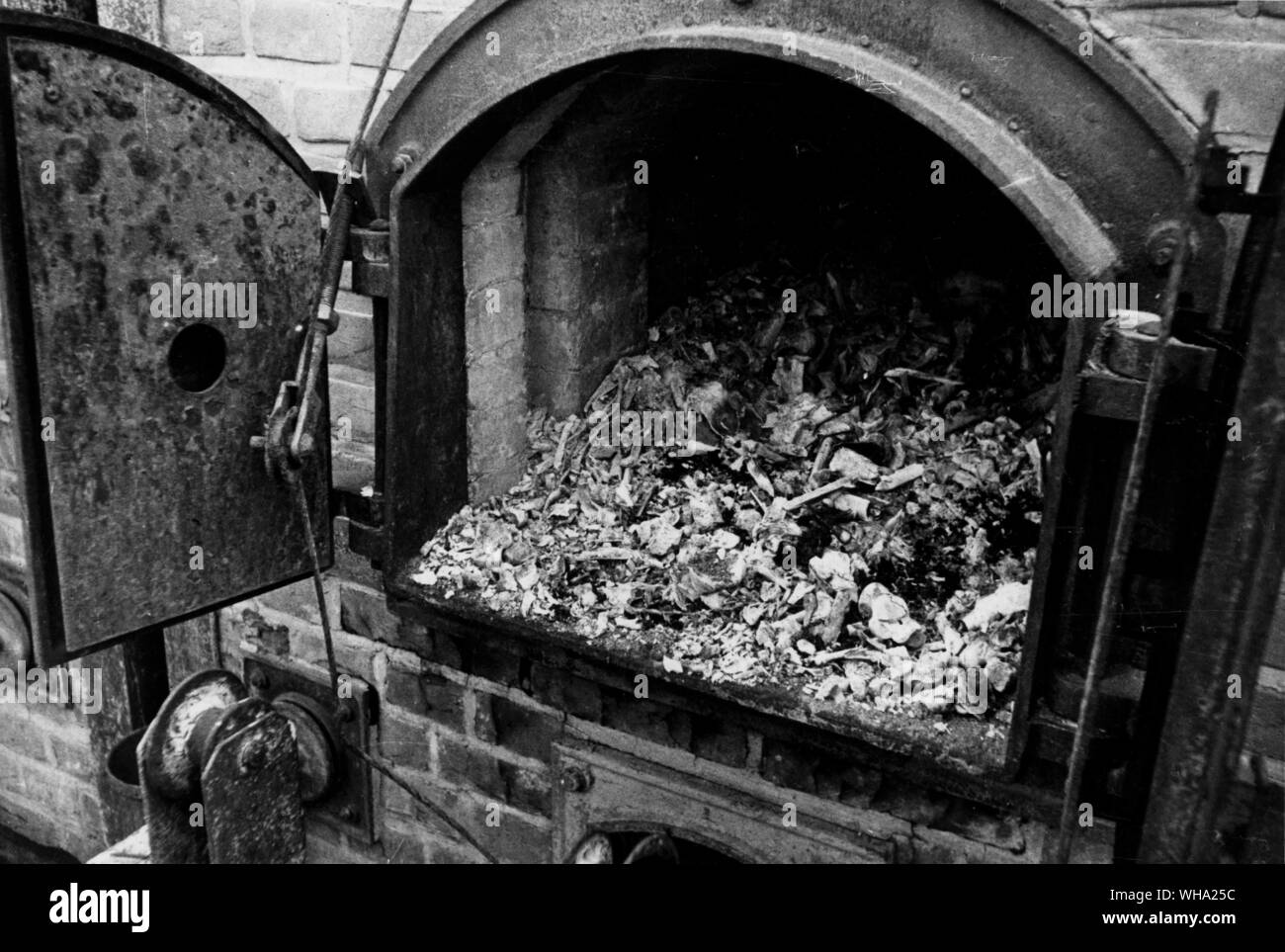 WW2: Grande Guerra Patriottica del 1941-45. Maidenek. I forni in cui i detenuti sono stati bruciati. Campo di concentramento. Foto Stock