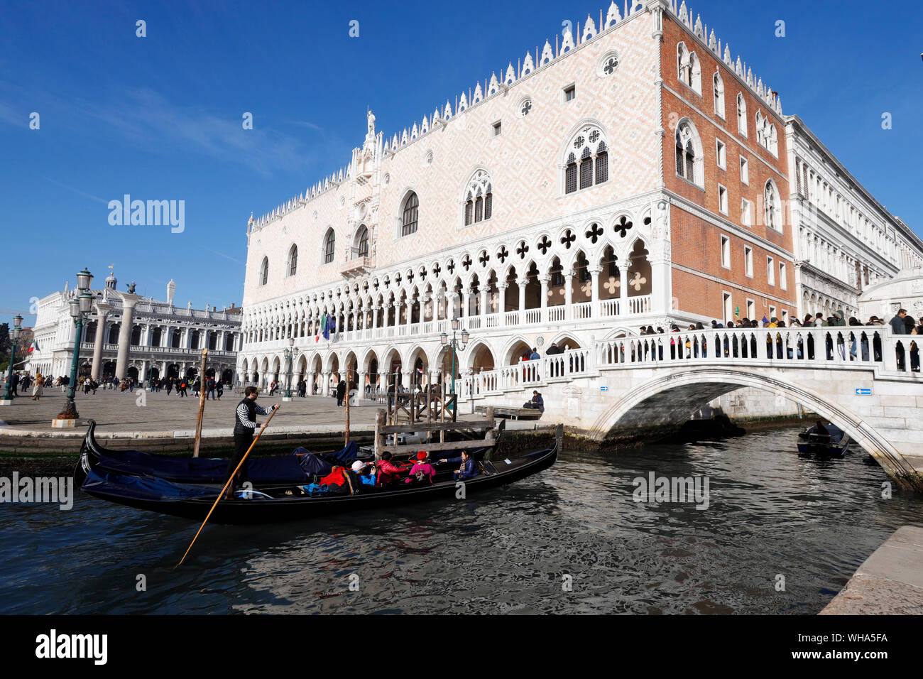 Palazzo Ducale (Palazzo dei Dogi) e Piazza San Marco, Venezia, Sito Patrimonio Mondiale dell'UNESCO, Veneto, Italia, Europa Foto Stock