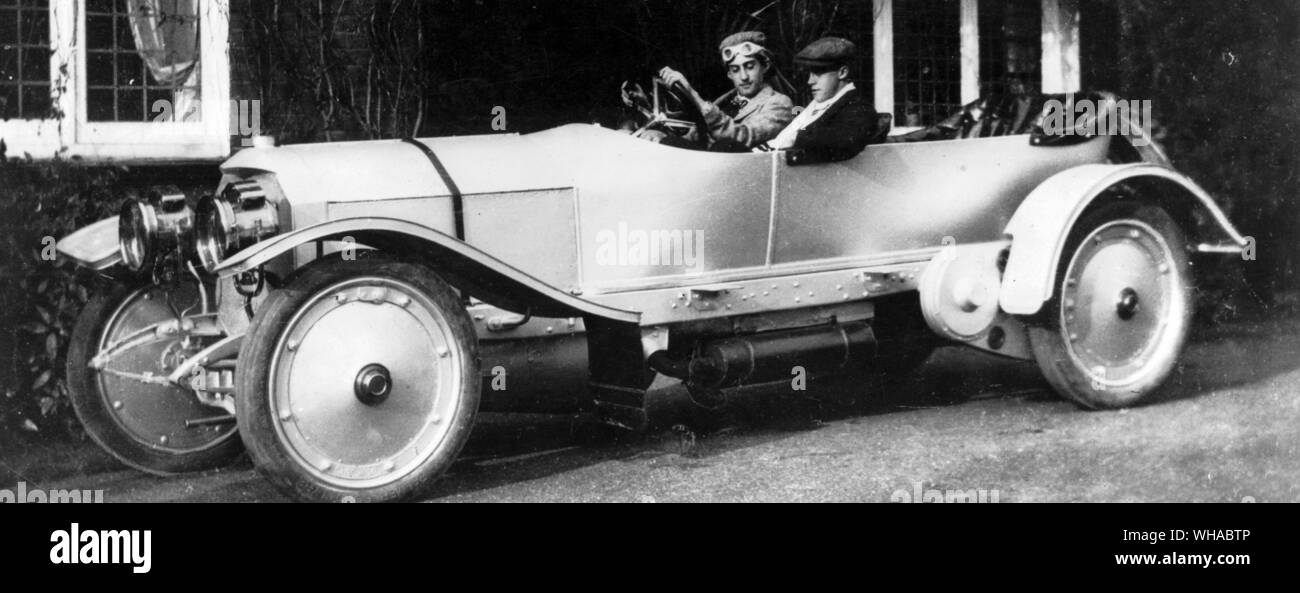 1912 45 hp Mercedes con Gordon Watney corpo in alluminio. Al volante è Conte Zborowski che divenne celebrato dopo la guerra come costruttore e pilota della Chitty Chitty Bang Bang Foto Stock