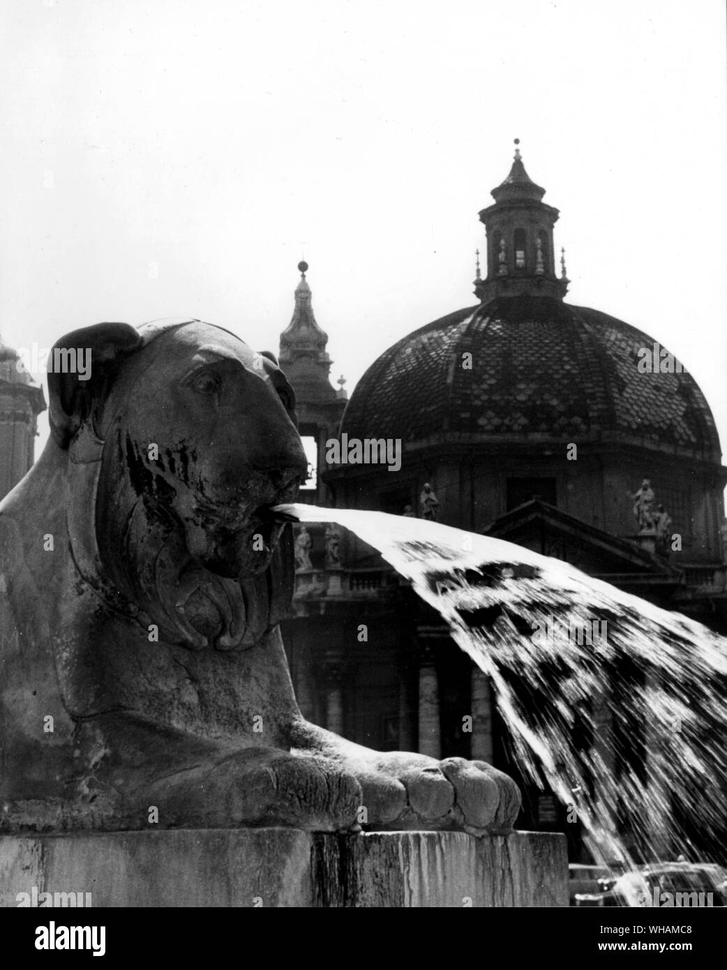 Piazza del Popolo. Lion Foto Stock