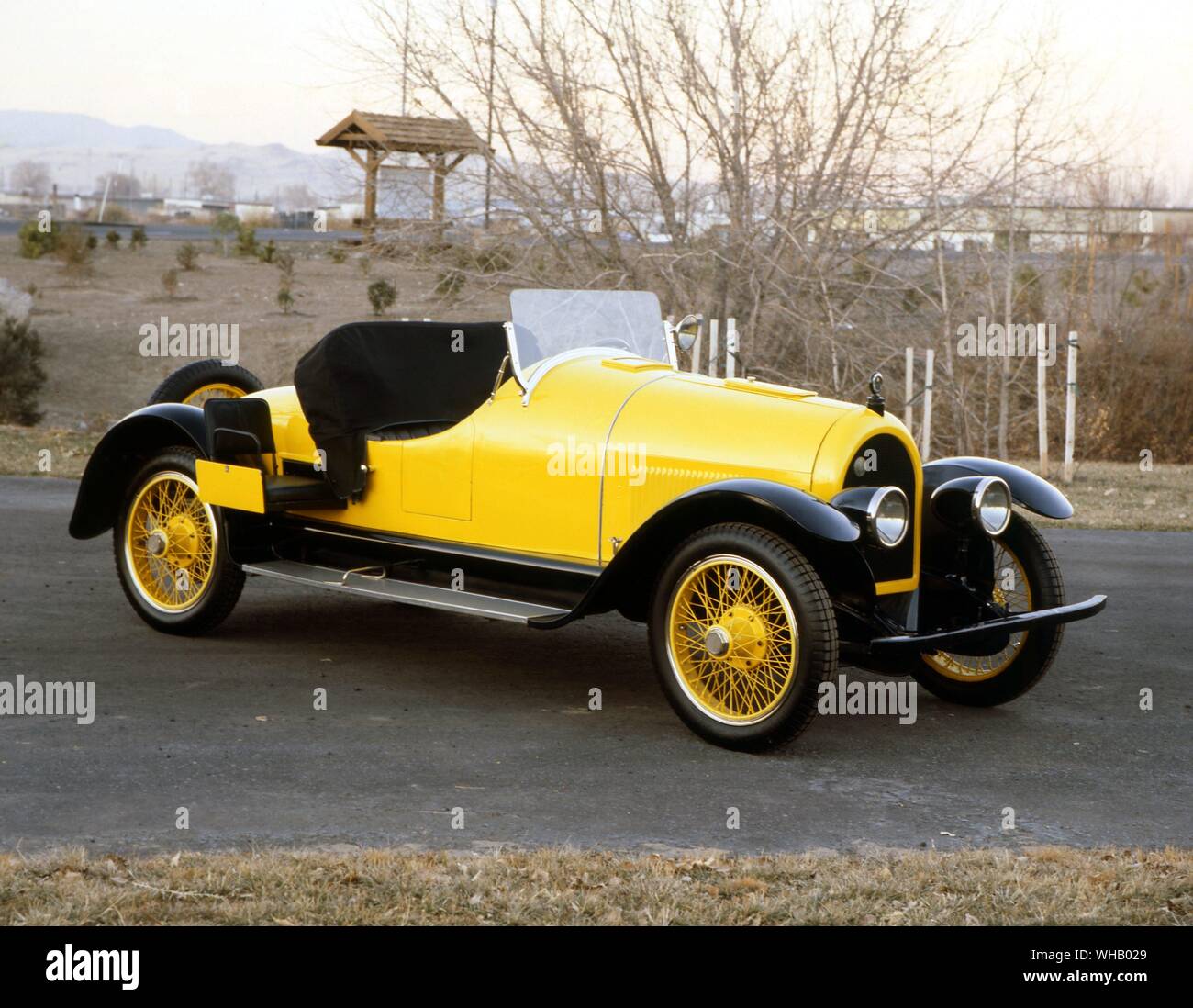 Trasporto su strada 1927. Kissel Modell 55 sei cilindri roadster coupé con tirare fuori la madre in sede di legge sul predellino Foto Stock