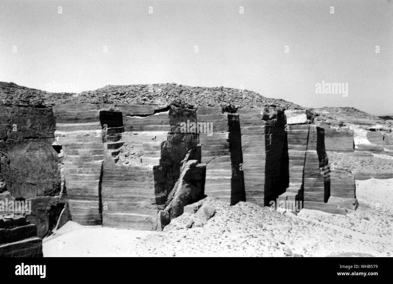 La Silsila cave. La pietra per il tempio di Horemheb è venuto da questa quary situato a 40 miglia a nord di Aswan lungo le rive del fiume Nilo in Egitto. . Possibilmente vicino Kom Ombo. Re Merenptah (ca. 1212 - 1202 a.C.), può essere costruito un tempio mortuario ed edifici per il culto di Re dal Silsila cava.. Foto Stock