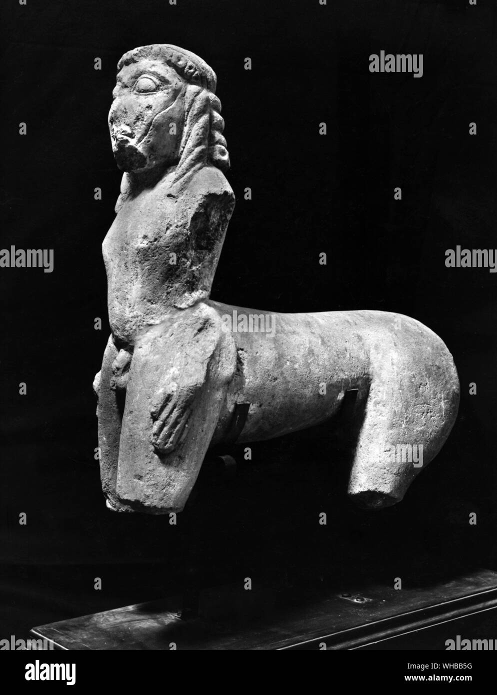 Il centauro da Vulci , c 600 BC nenfro altezza 30 3/8 pollici o 77 cm. Il Museo Nazionale di Villa Giulia , Roma , Italy Foto Stock