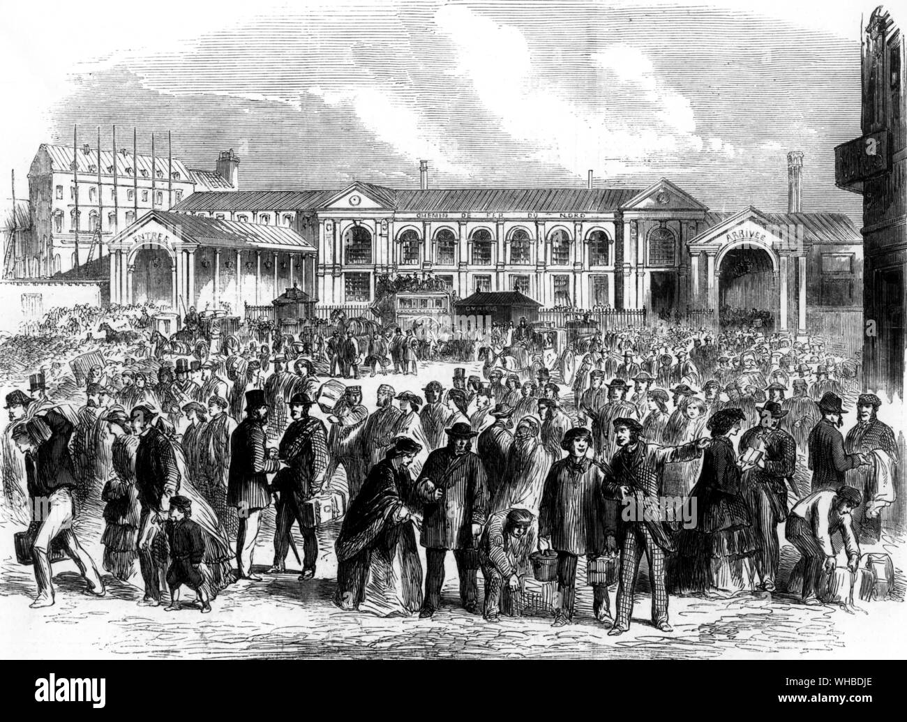 Visita del British gli escursionisti a Parigi : gli escursionisti lasciando la stazione di Parigi della grande Ferrovia Meridionale 1861. Foto Stock