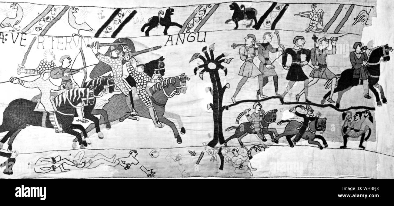 L'Arazzo di Bayeux : i Normanni chase l'inglese dal campo di battaglia Foto Stock