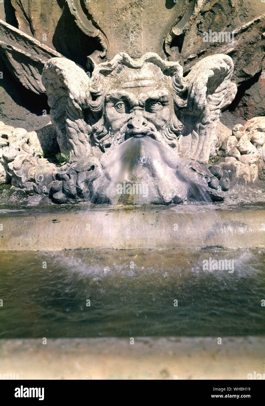 Dettaglio del papa Giulio III la Fontana sulla Via Flaminia , Roma , Italia . Costruito 1875 Foto Stock
