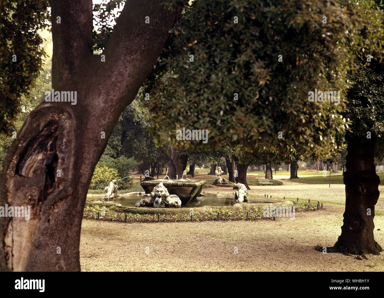 Vista di Trevi , Villa Borghese , nei giardini di Villa Borghese , Roma , Italia . . Foto Stock