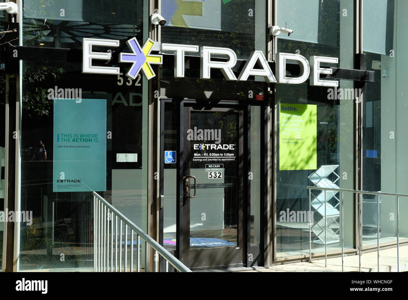 Vista esterna del centro cittadino di San Francisco, California ETrade ubicazione ufficio; E*Trade è una New York based financial corporation. Foto Stock