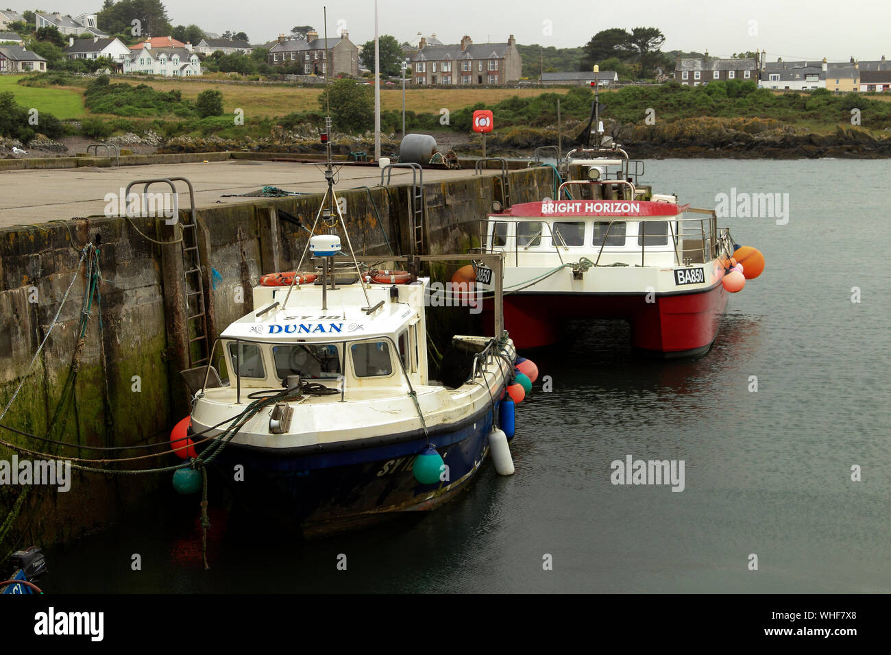 Barche, Quayside, porto, Isola di Whithorn, Dumfries & Galloway, Scotland, Regno Unito Foto Stock