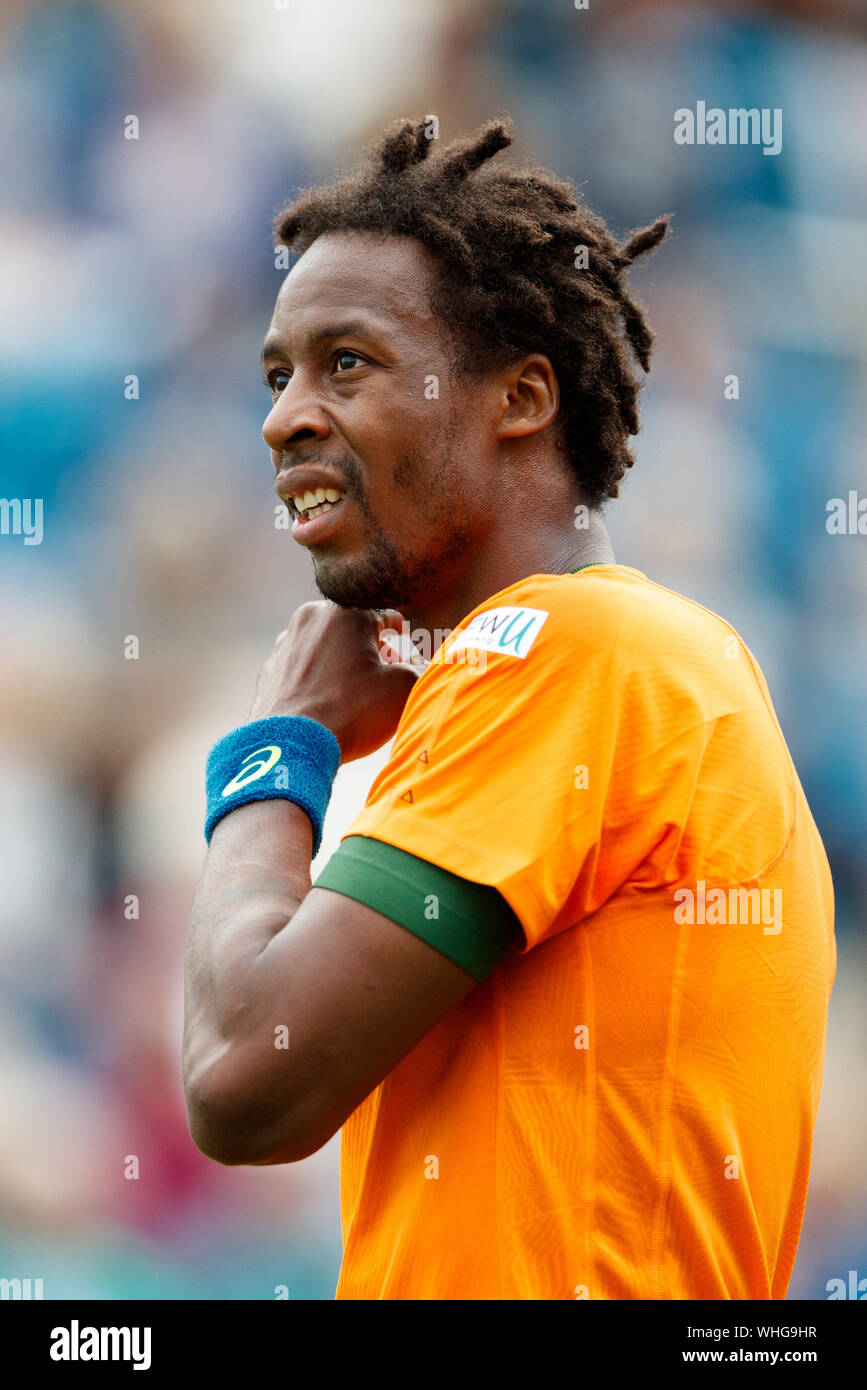 Aegon International 2017- Eastbourne - Inghilterra - ATP uomini Semi Finale. Gael Monflis della Francia in azione contro Richard Gasquet della Francia. Venerdì 30 Foto Stock