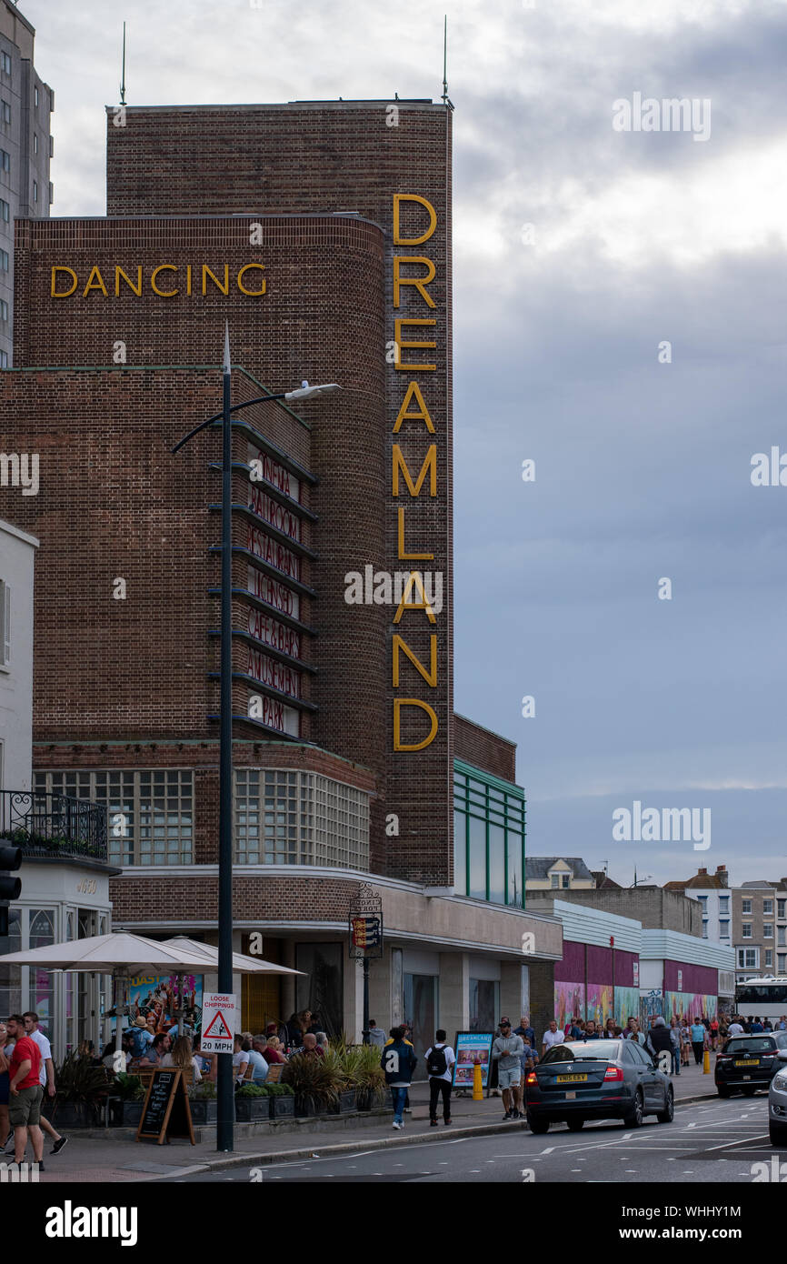 Dreamland è un parco di divertimenti e museo basato su un tradizionale inglese mare luna park situato in Margate, Kent, Inghilterra. Foto Stock