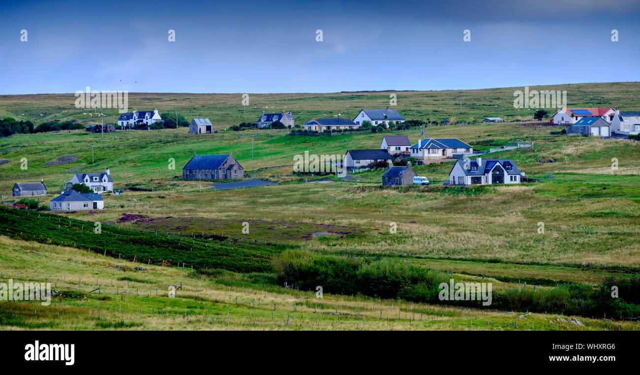 Alcune case nel villaggio sparsi di Bayble inferiore, Punto, vicino a Stornoway, isola di Lewis, Ebridi Esterne, Scozia Foto Stock