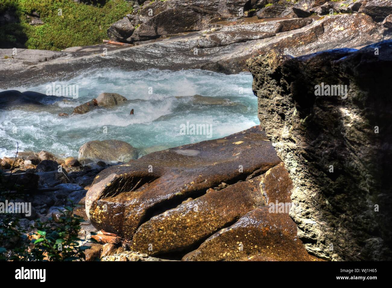 Wasserfall, Wasserfälle, Regenbogen, Krimml, Krimmler Wasserfälle, Nationalpark, Hohe Tauern, Bach, Fluss, Krimmler Ache, Salisburgo, Österreich, Zell un Foto Stock