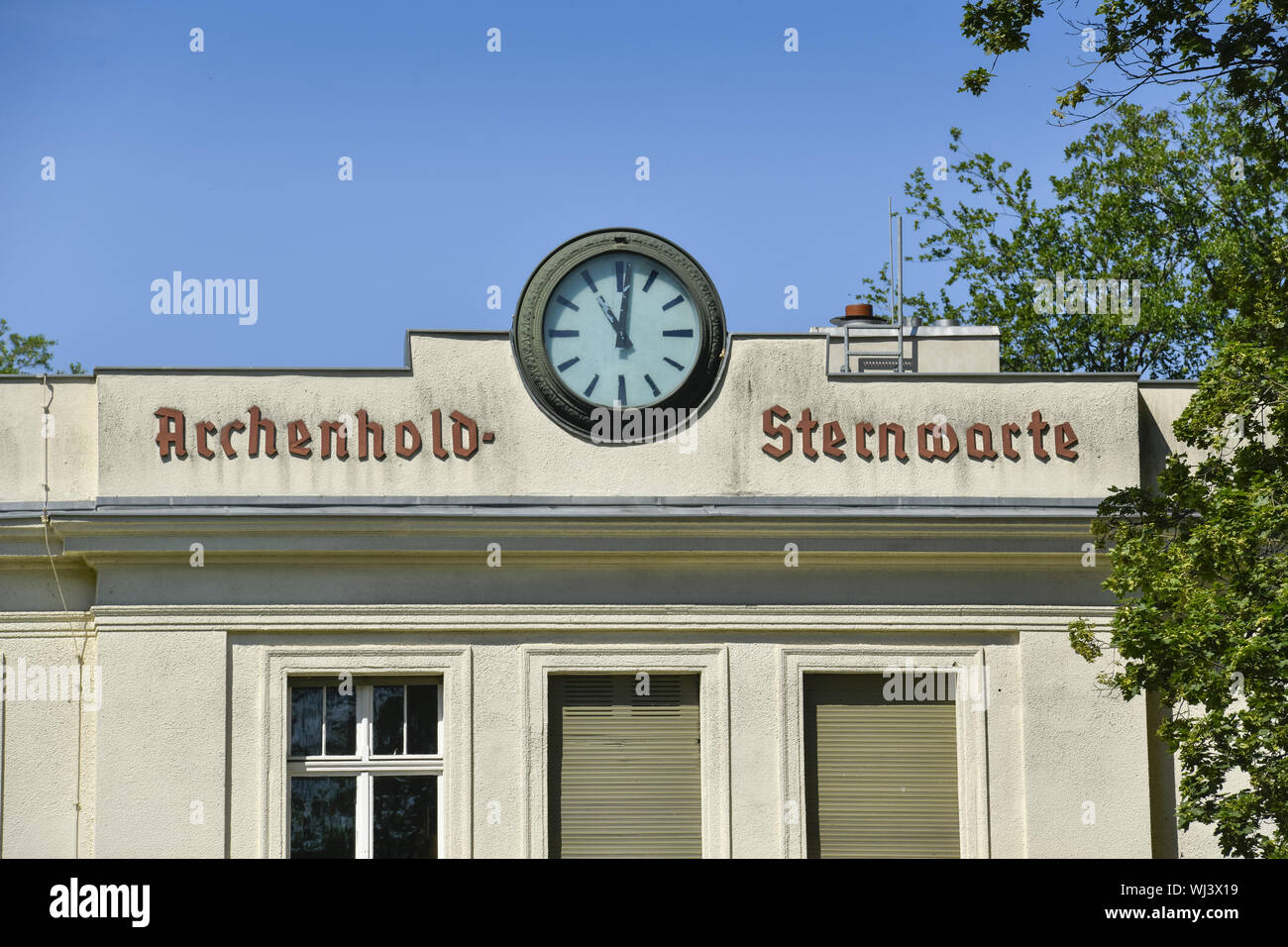 Berlino, Germania, logo, scrittura, carattere, corsa, logo, vista al di fuori e al di fuori, vista esterna, vista esterna, Treptow, Treptower, Treptow-Köpenick, Alt Foto Stock