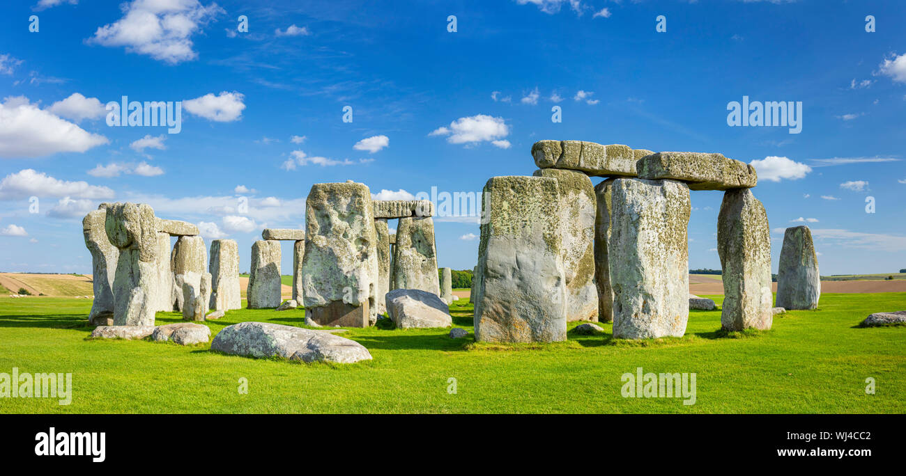 Stonehenge cerchio di pietra vicino a Amesbury Wiltshire, Inghilterra UK GB Europa Foto Stock